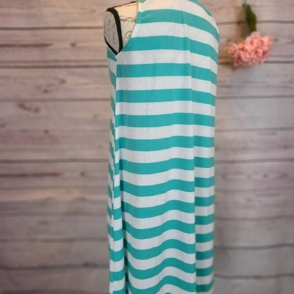 ♡3/$30♡ Striped tunic - Picture 3 of 4